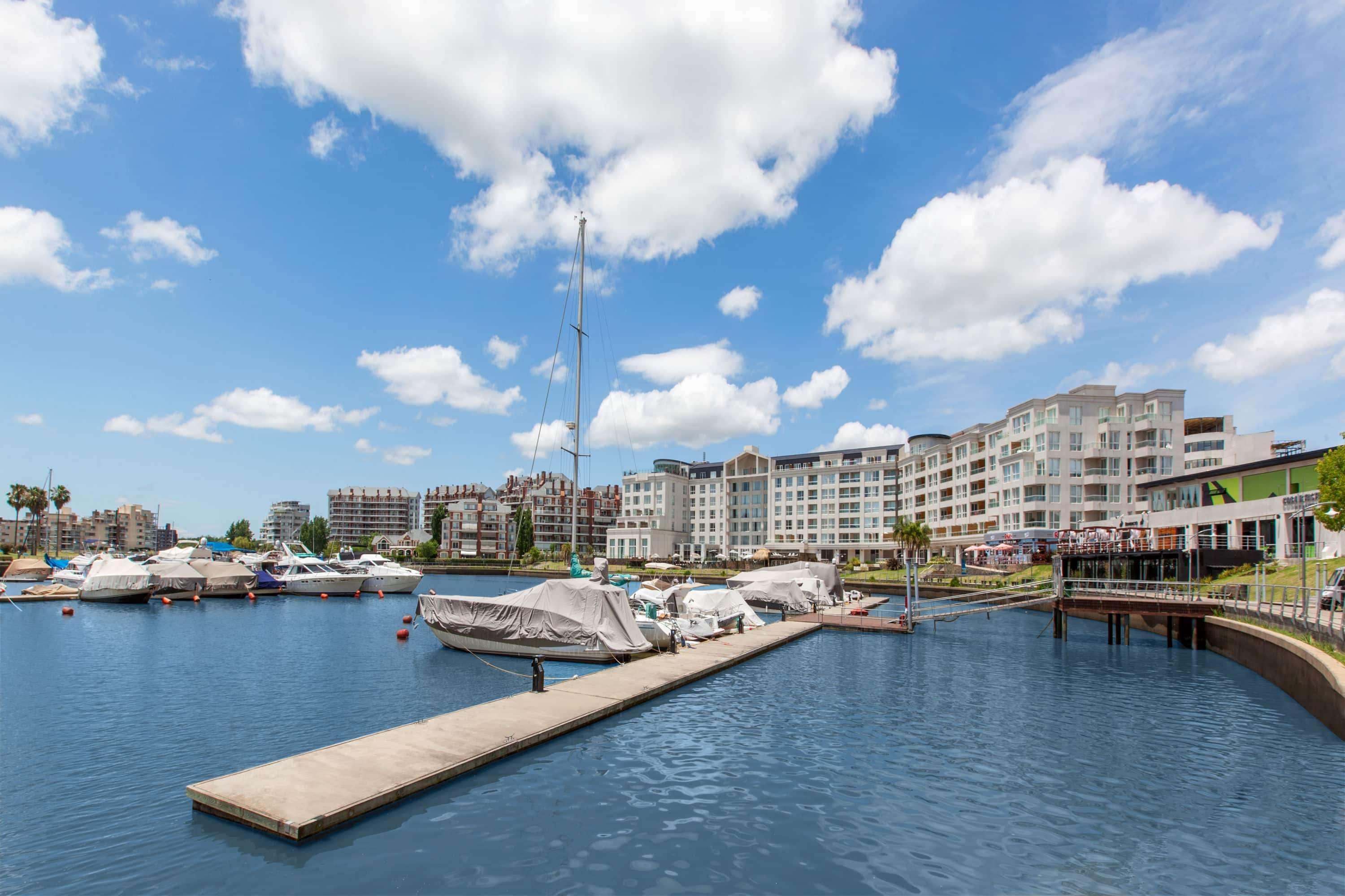 Hotel Wyndham Nordelta Tigre - Buenos Aires Exterior foto The marina at the centre of the development